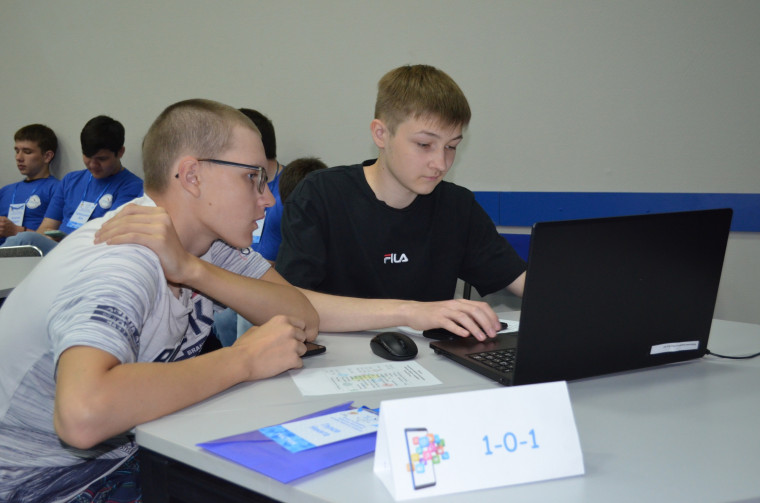 Хакатон «История Сарапула в смартфоне».